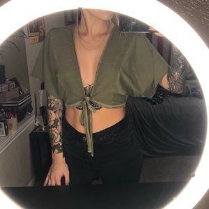 Kimchi Blue tie up top